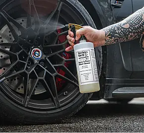  Poorboy’s Spray & Rinse Wheel Cleaner