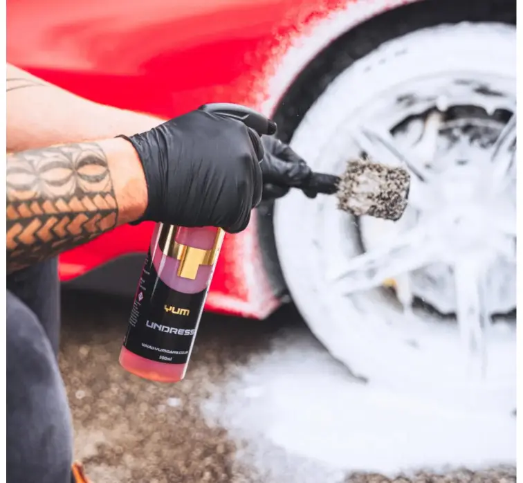 Yum - Undress Tyre & Rubber Cleaner