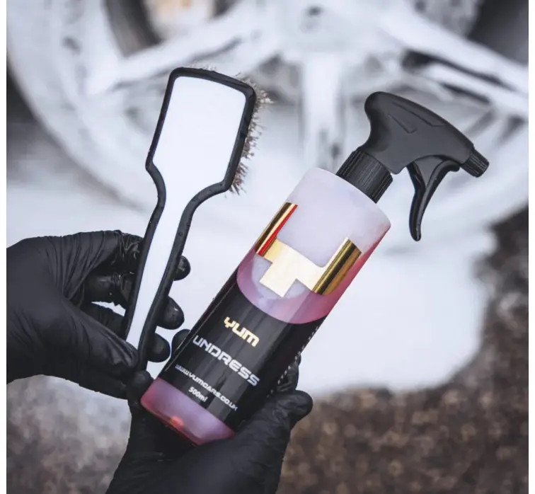 Yum - Undress Tyre & Rubber Cleaner
