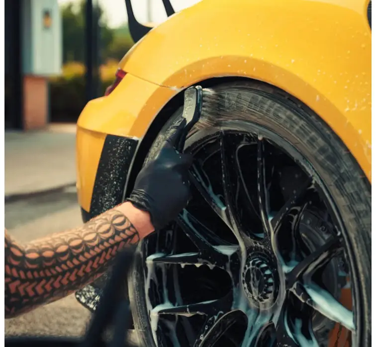 Yum - Undress Tyre & Rubber Cleaner