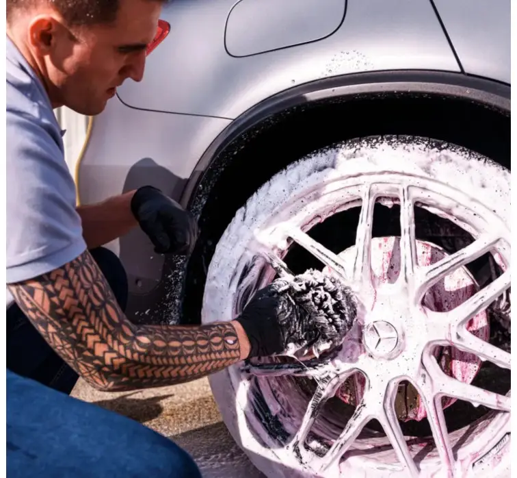 YUM - Wheel Mitt